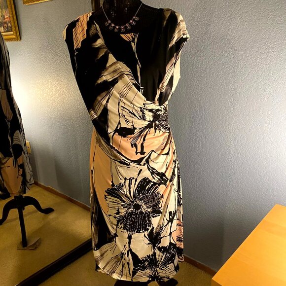 Connected Apparel sleeveless Size 12 Sheath dress for spring and summer - Picture 1 of 5